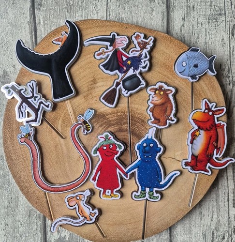 Julia donaldson story cake - julia,